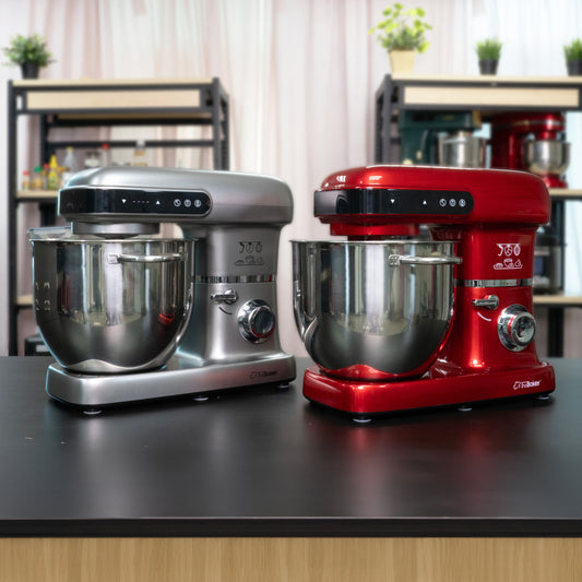 The Baker Stand Mixer Artisan SE.M2 in Red and Light Grey