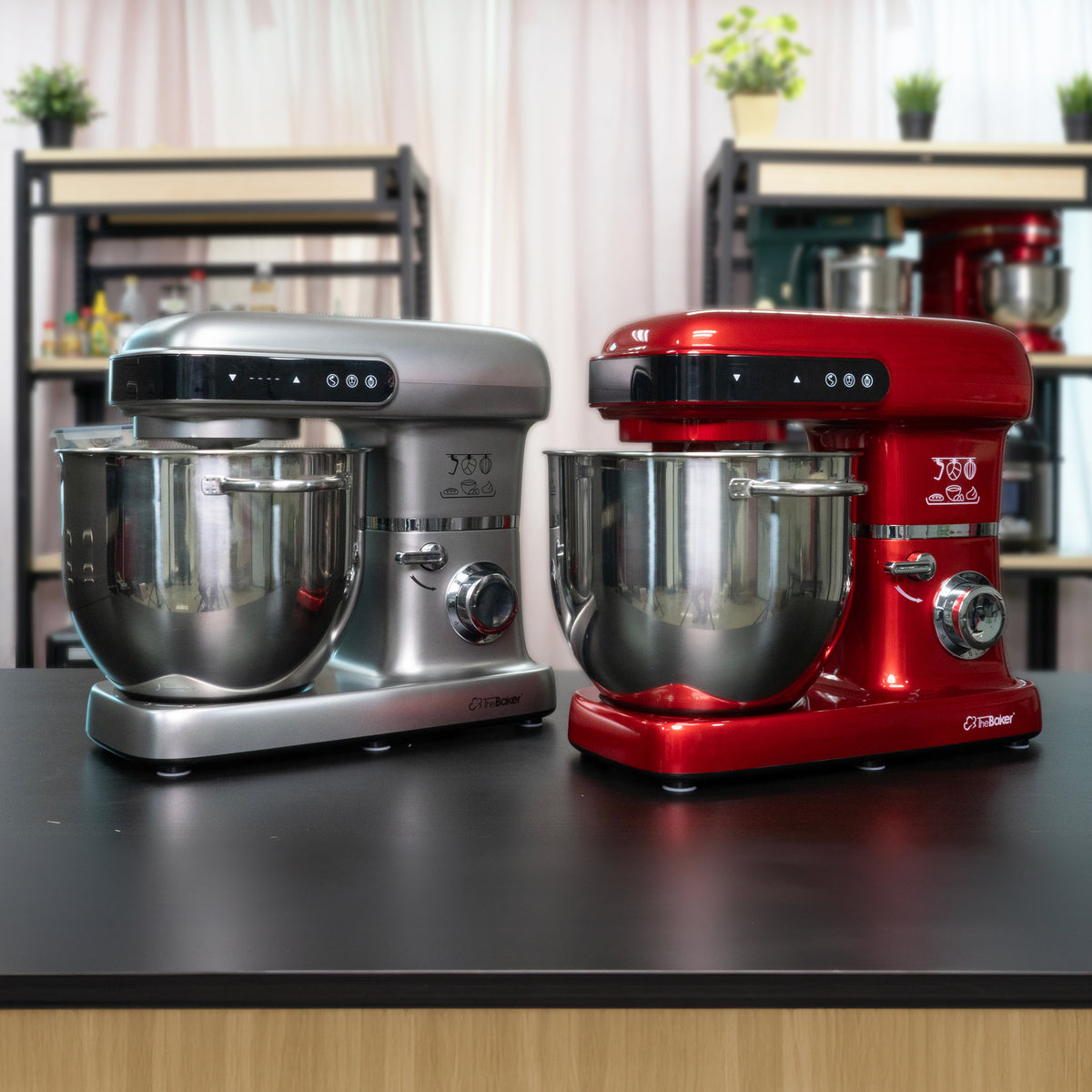 The Baker Stand Mixer Artisan SE.M2 in Red and Light Grey