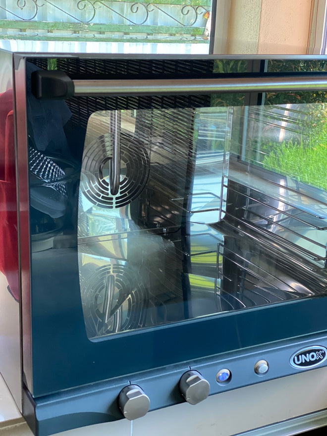 UNOX LINEMISS XFT133 convection oven in a customer's kitchen, photo from a Shopee review