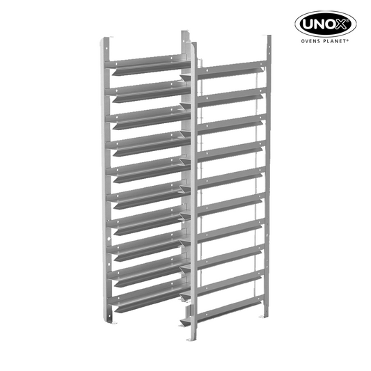 Unox It allows the use of GN 1/1 and 600x400 trays. TG990 tray not compatible with lateral supports. XUC057.